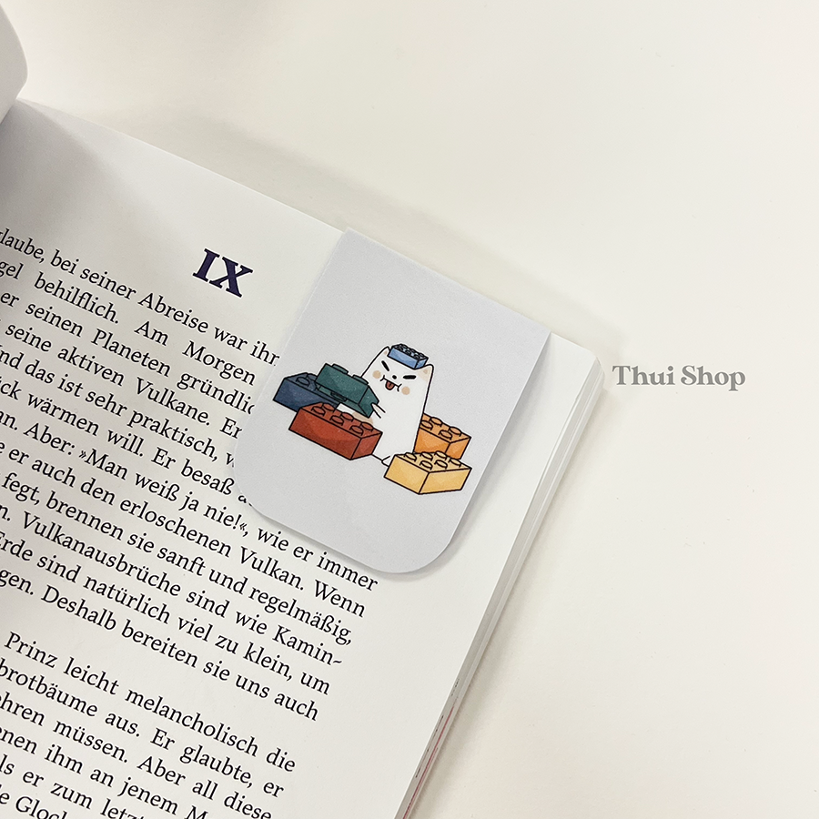 Frankie with bricks Magnetic Bookmark