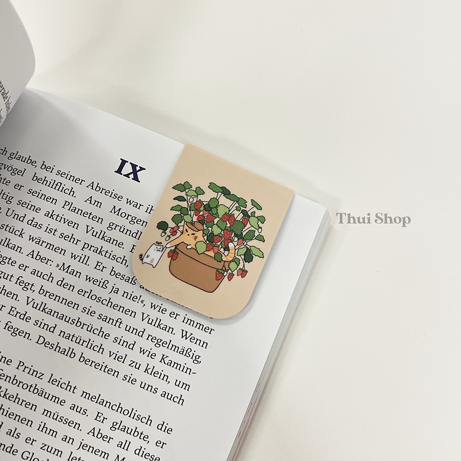 Frankie & Strawberry Cat Magnetic Bookmark