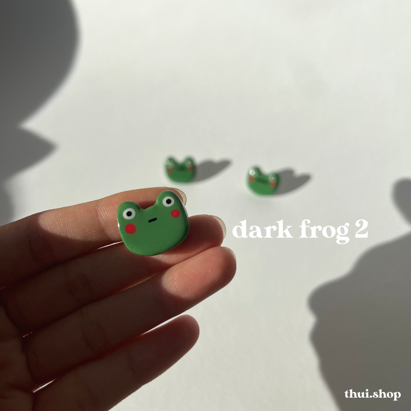 Dark Green Frog Pin